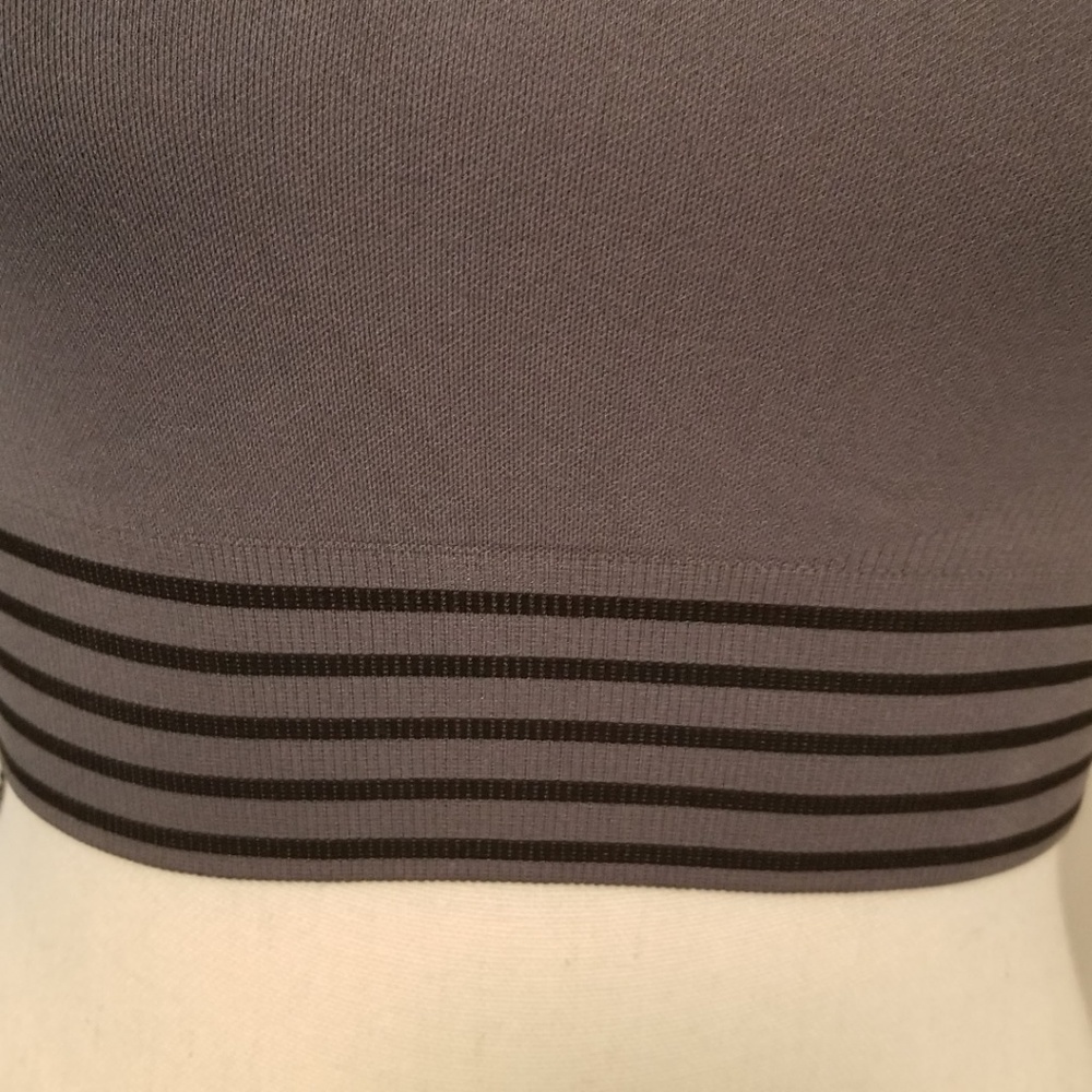 ❤SALE Zella Sports Bra Size Small Gray Yoga - Picture 3 of 8